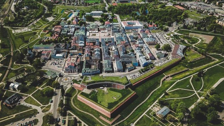 Name:  11d84beb4d5738205aa2af796ca1ad97_std_crd_830.jpg
Views: 170
Size:  99.2 KB