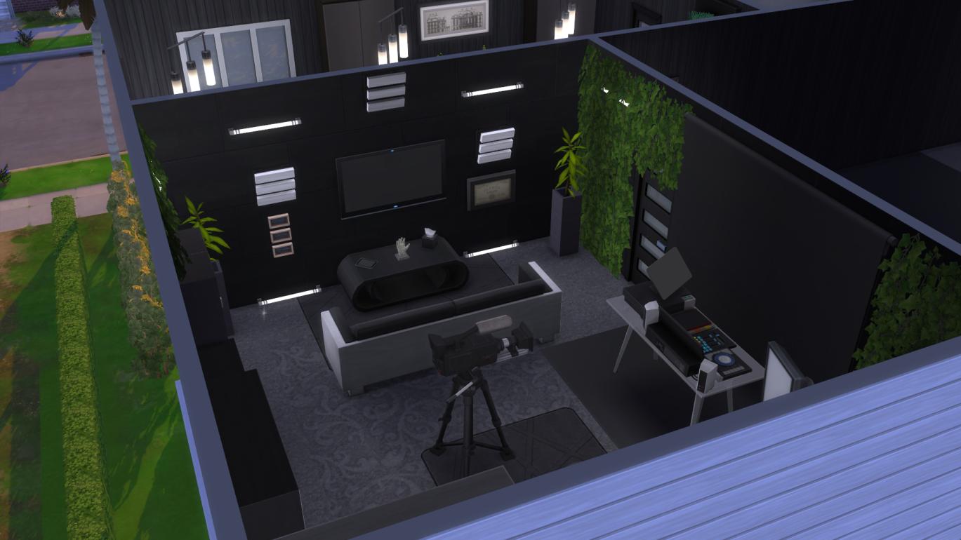 Name:  studio_2.jpg
Views: 289
Size:  89.5 KB