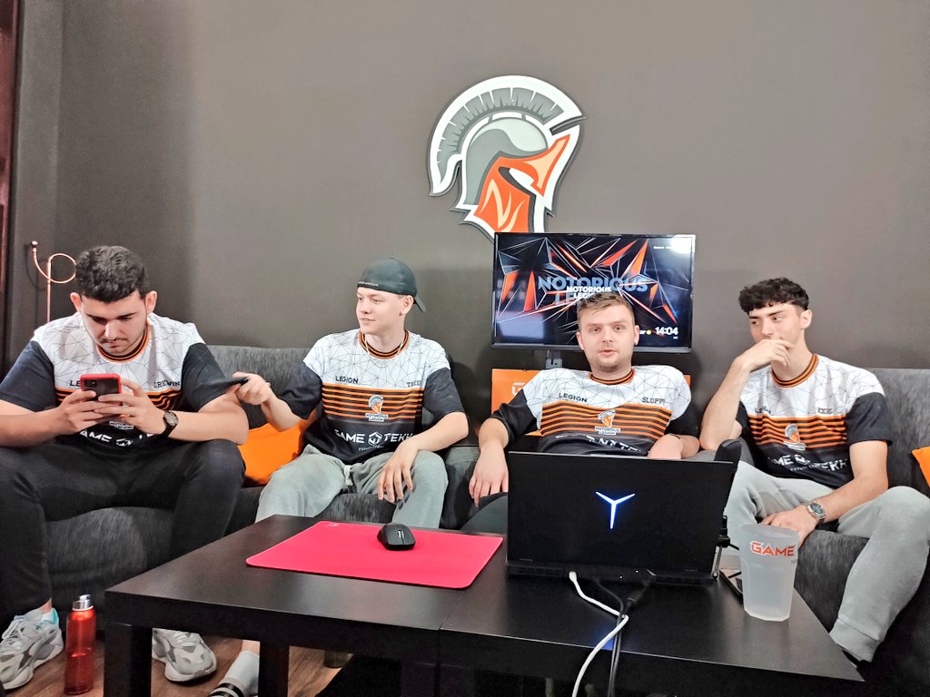 Name:  Foto Divano.jpeg
Views: 83
Size:  129.6 KB