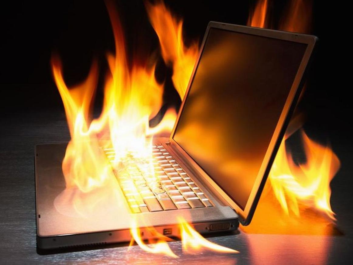 Name:  1_Laptop-computer-on-fire.jpg
Views: 70
Size:  81.4 KB