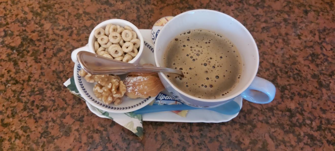 Name:  colazione.jpg
Views: 311
Size:  100.0 KB