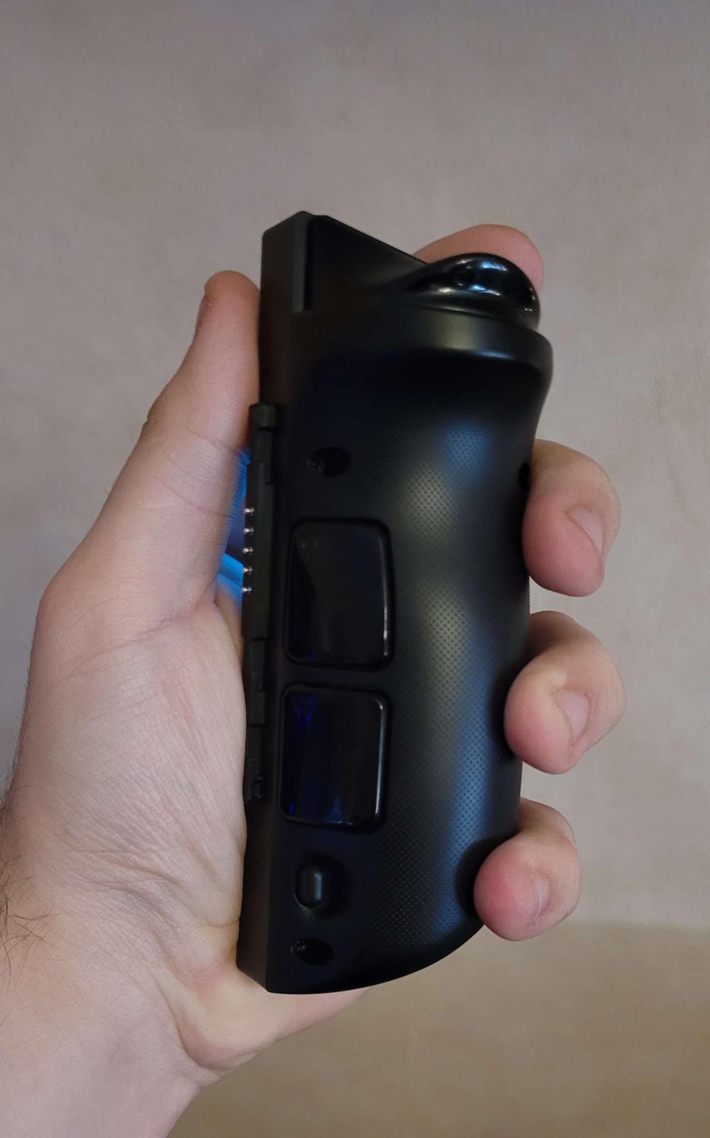 Name:  arrieremanettegauche.jpg
Views: 267
Size:  90.1 KB