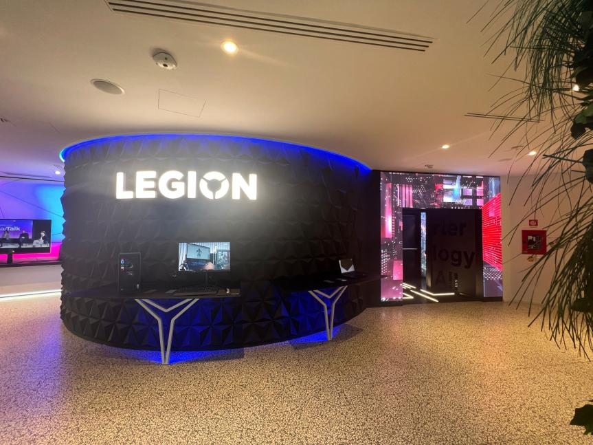 Name:  pianosuperiorespaziolenovo.jpg
Views: 121
Size:  96.0 KB