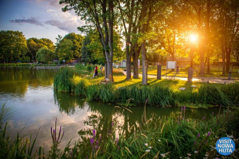 Name:  a_35.jpg
Views: 35
Size:  100.4 KB