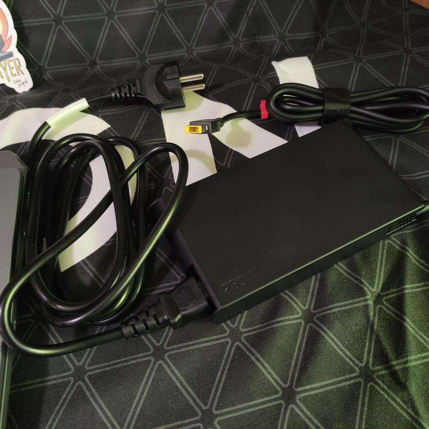 Name:  Cargador2.jpg
Views: 324
Size:  89.0 KB