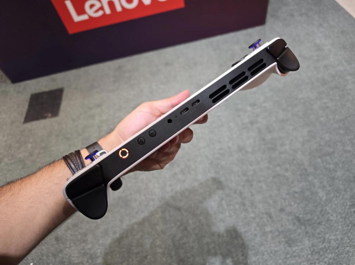 Name:  Screenshot2025-01-09at17-24-36lenovo-legion-go-s-windows-1114-scaled.webp(ImageWEBP2560×1920pix.jpg
Views: 46
Size:  78.6 KB