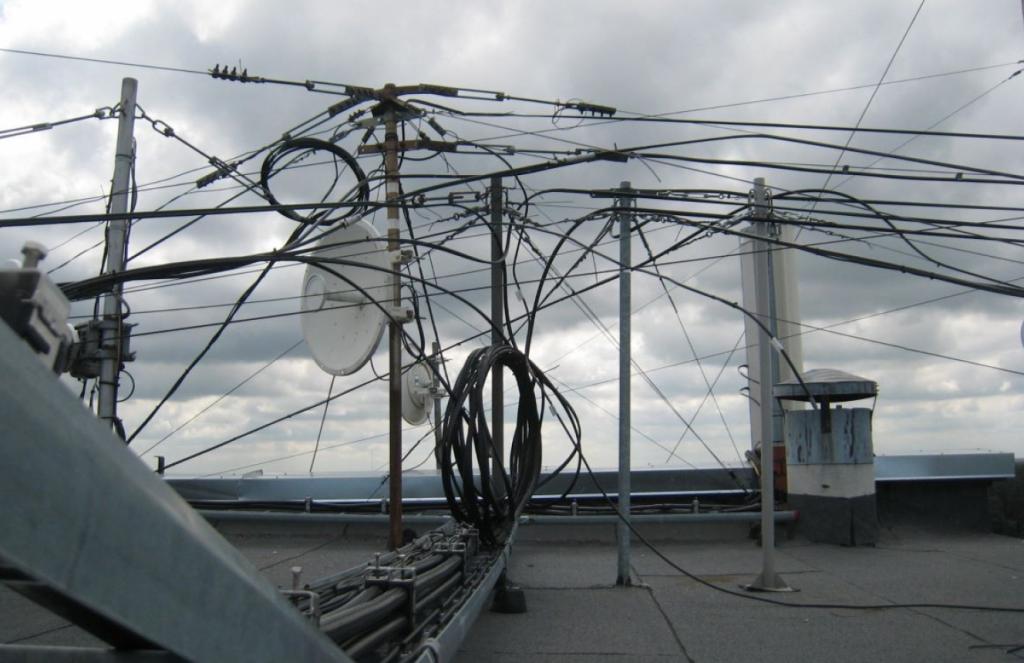 Name:  thumb_1024x663_overcrowding-of-communication-lines.jpg
Views: 18
Size:  84.5 KB