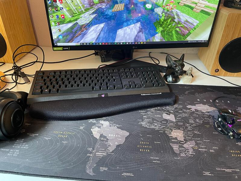 Name:  MoriMousepad_re.jpg
Views: 301
Size:  96.7 KB